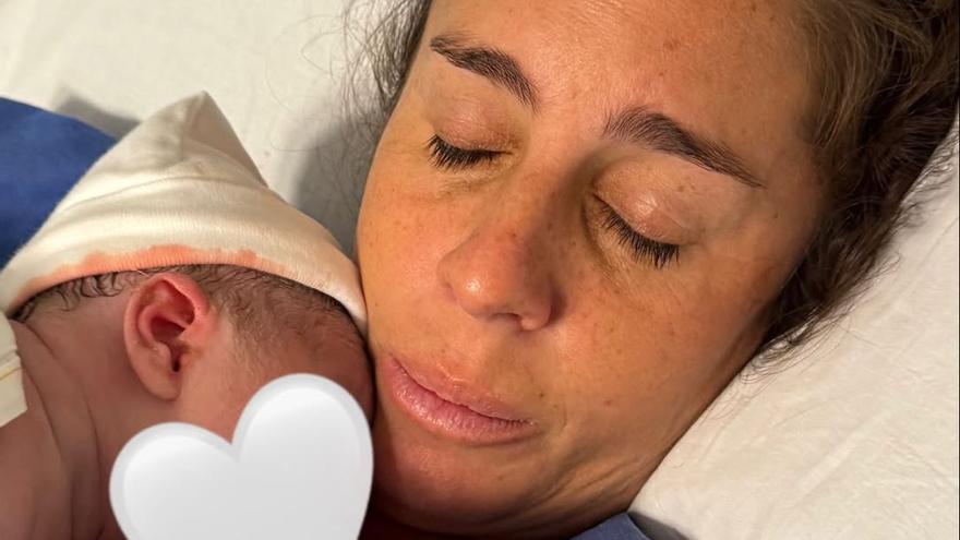 Primeras imágenes del parto de Alma, la hija de Anabel Pantoja: “Gracias por dejarme ser tu madre”