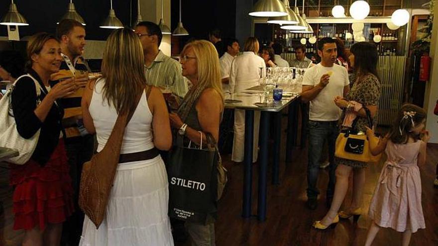 Inauguración de un nuevo restaurante en la ciudad de Alicante el pasado mes de junio