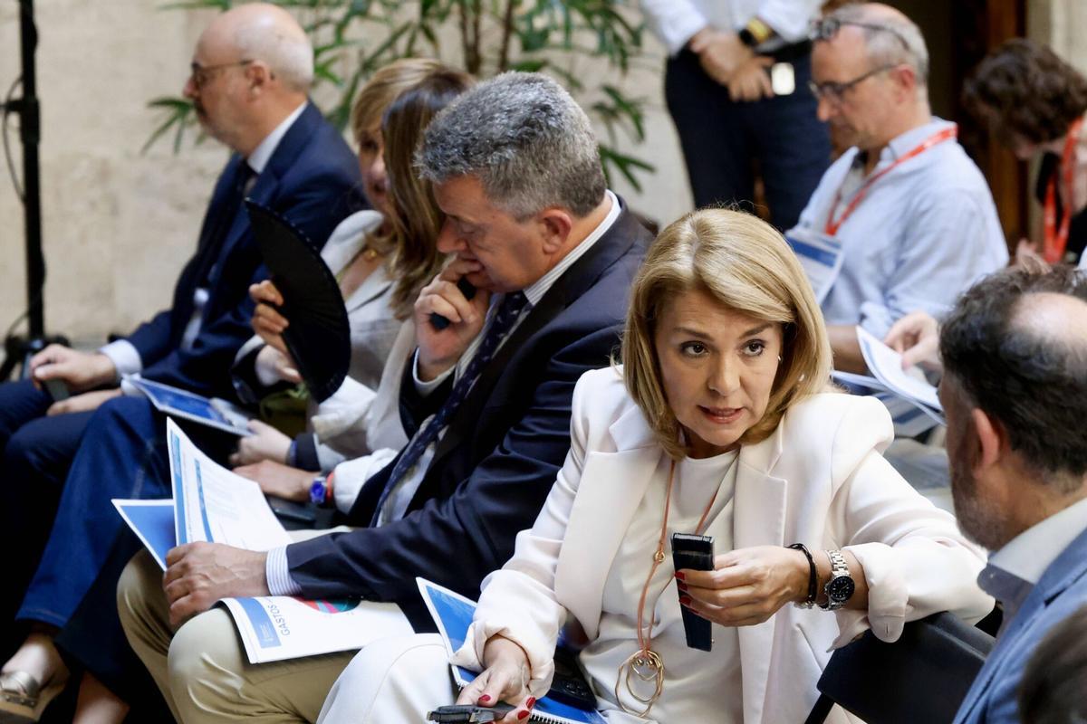 Valencia. Presentación de los nuevos presupuestos 2026 de la Generalitat Valenciana Juanfran Pérez Llorca José Antonio Rovira Susana Camarero VLC