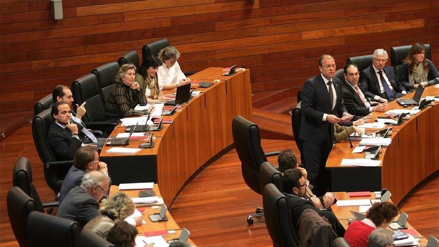 El PP presenta enmienda de totalidad al Proyecto de Ley de Memoria Histórica de Extremadura