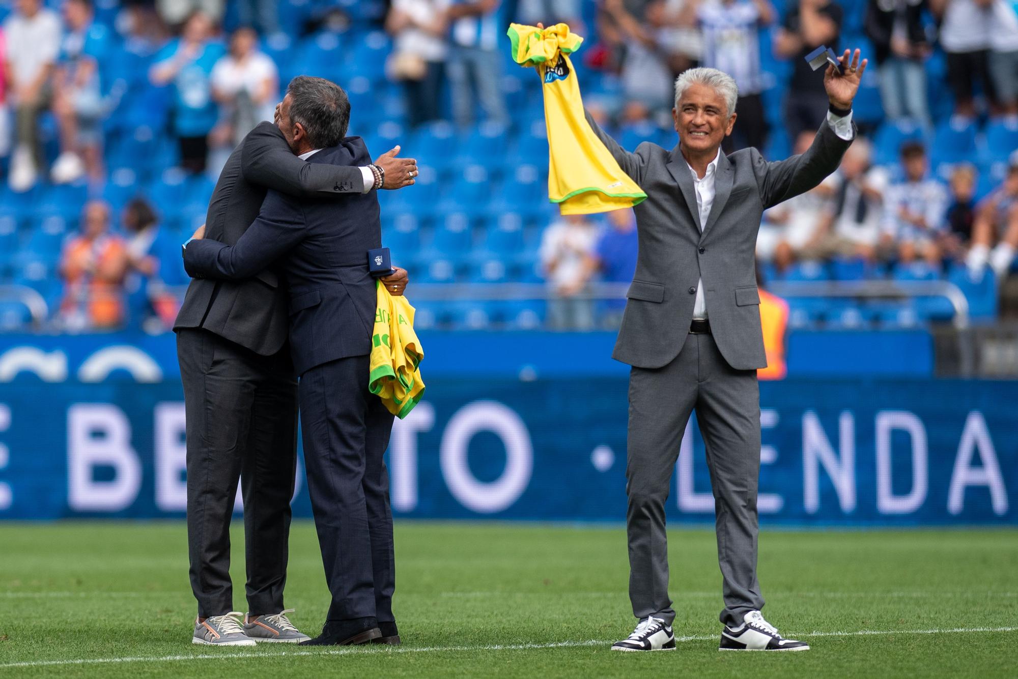 Homenaje a Mauro Silva y Bebeto en Riazor