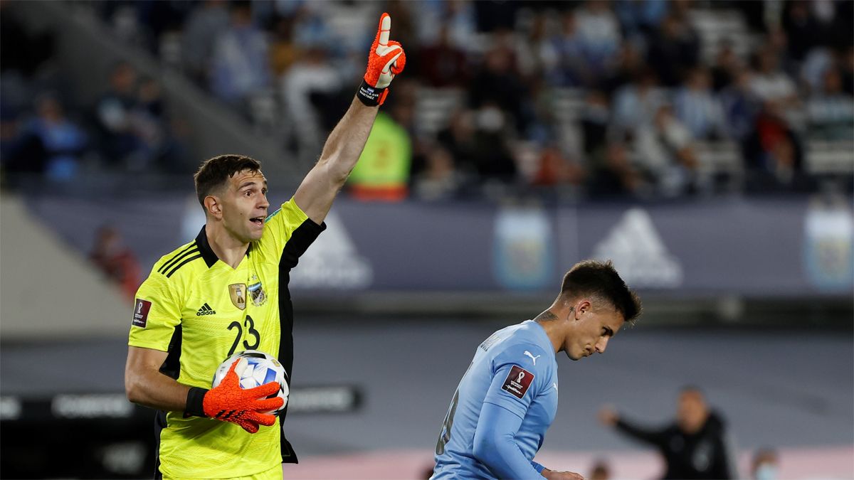 El 'Dibu' Martínez, el portero que impresiona a Messi