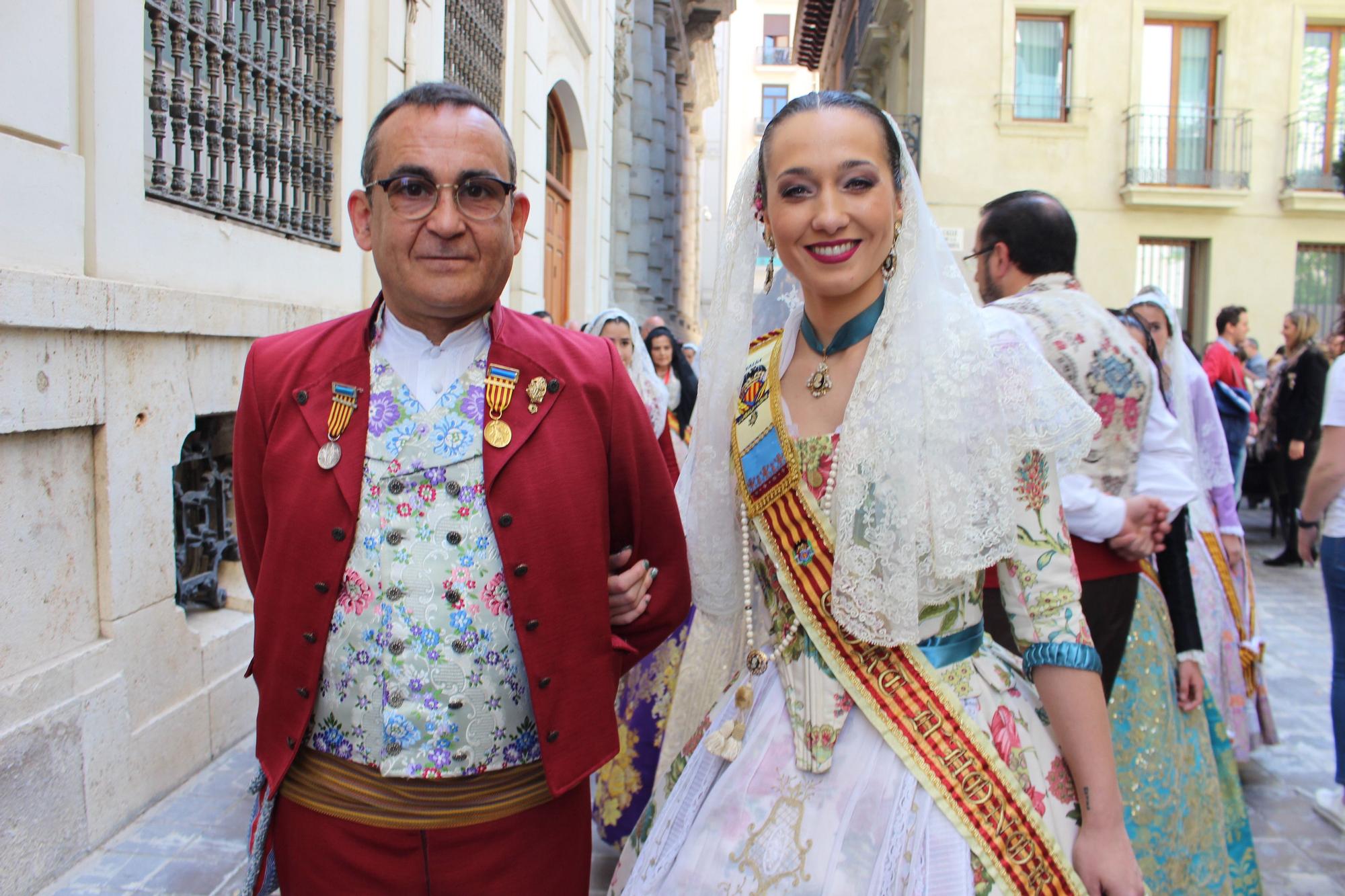 El desfile de falleras mayores en la Ofrenda a San Vicente Ferrer
