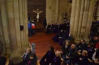 Semana Santa Benavente 2024: La procesión "interior" de la Vera Cruz