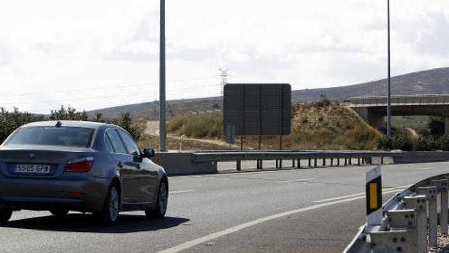 La ruta Alicante-Valencia por Alcoy absorbe el tráfico de la AP-7 y gana 3.000 usuarios al día