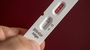 L’Agència Espanyola de Medicaments retira tests d’antígens per falsos positius