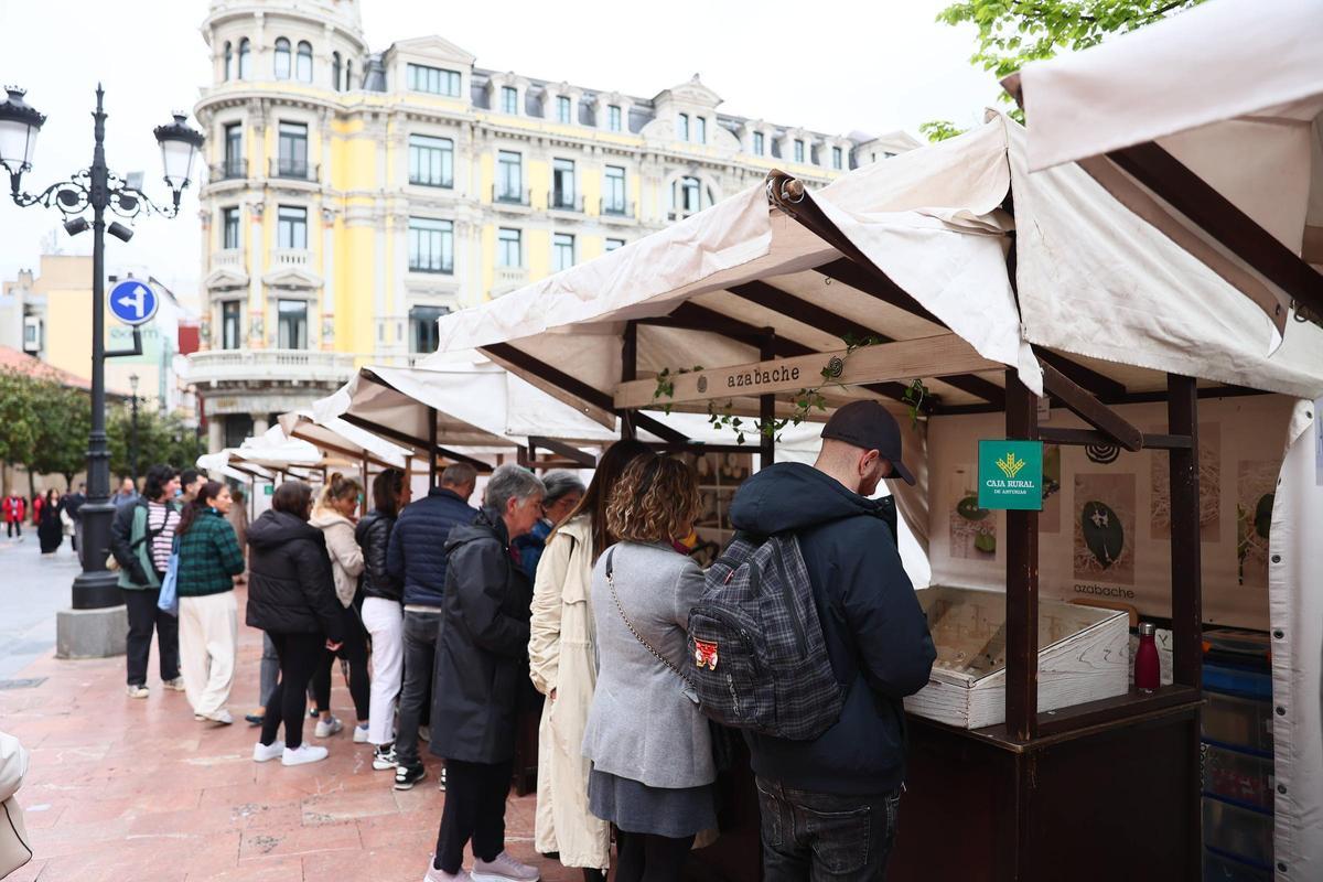 El retorno del Mercado Artesanal y Ecológico a Oviedo El retorno del Mercado Artesanal y Ecológico a Oviedo