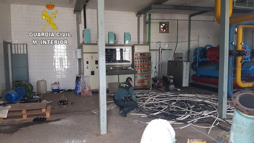 Dos detenidos por robar cobre en una fábrica de Navalmoral