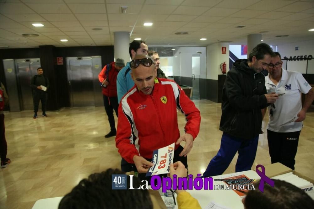 Recogida de dorsales, ambiente y salida de la XXXI Media Maratón Ciudad de Lorca