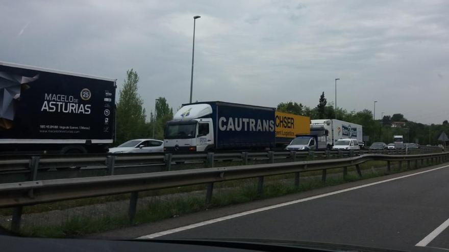 La retención provocada por el accidente del túnel de La Bolgachina.