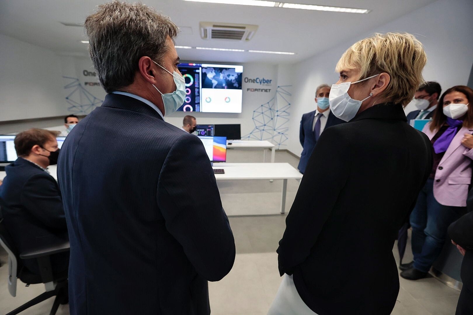 Visita de la secretaria de estado de Digitalización e Inteligencia Artificial a la sede de Binter