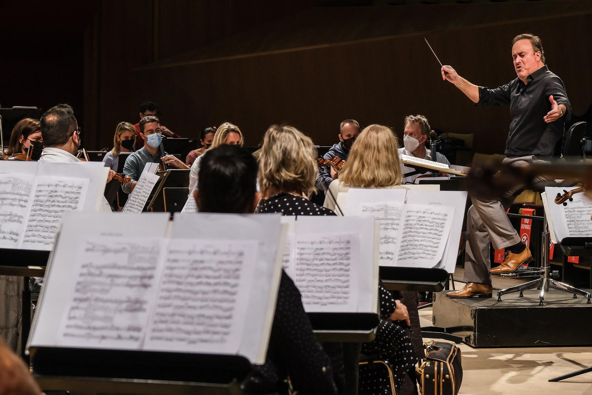 Presentación de los conciertos de la Orquesta Filarmónica de Gran Canaria en el Festival de Música de Canarias