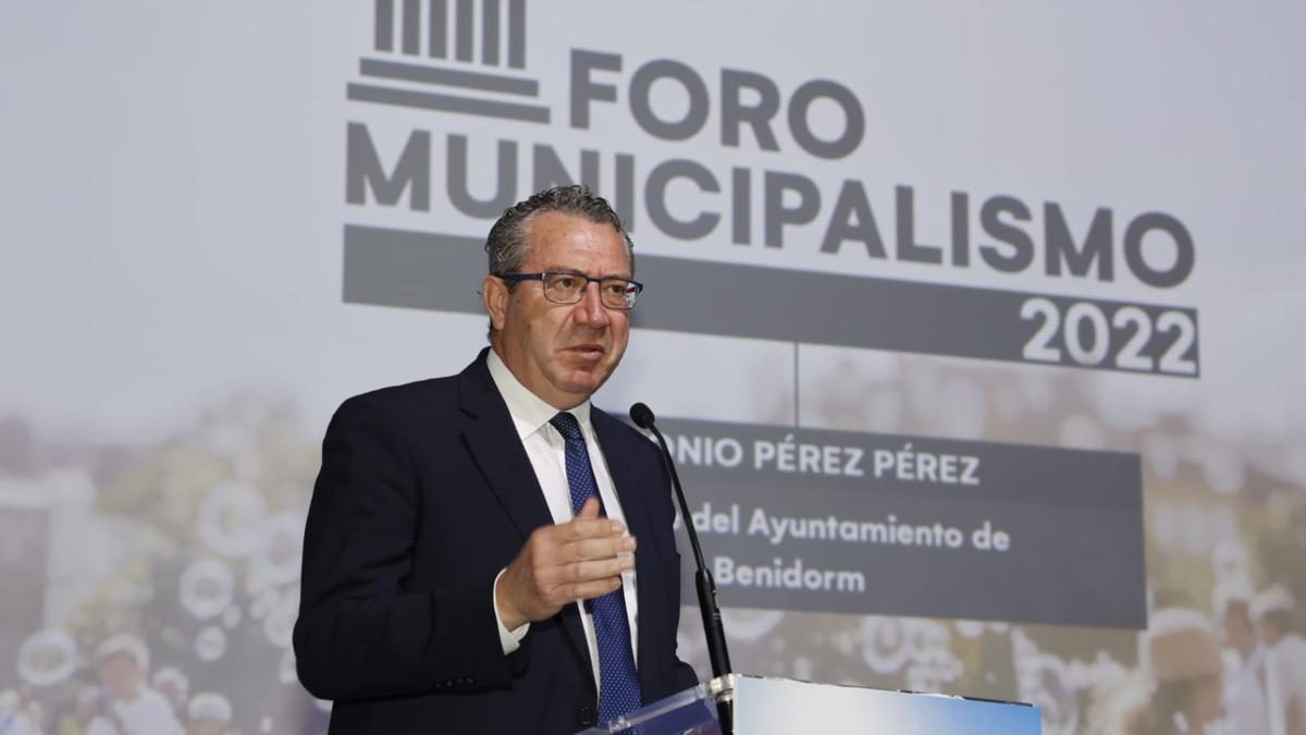 El alcalde de Benidorm, Toni Pérez, durante su intervención en el Foro Municipalismo.
