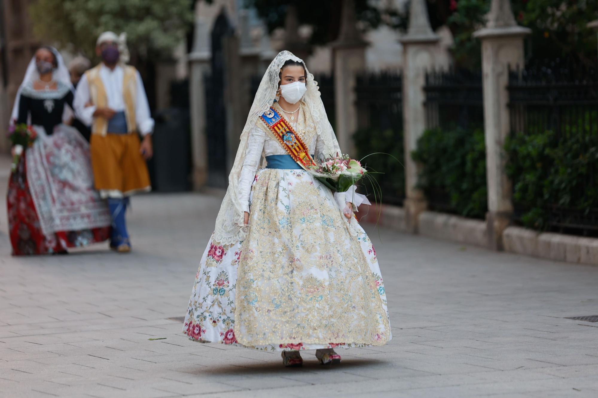 Búscate en el segundo día de Ofrenda por la calle de Caballeros (entre las 20.00 y las 21.00 horas)