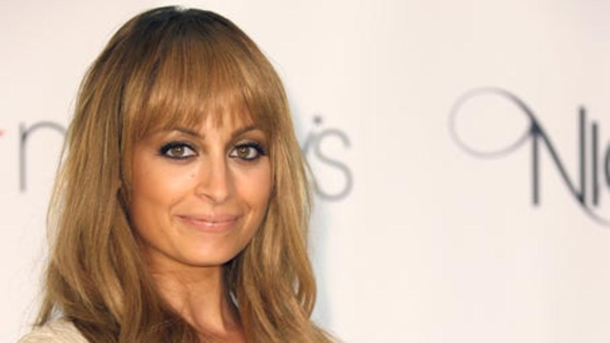 Nicole Richie lanza su propio perfume