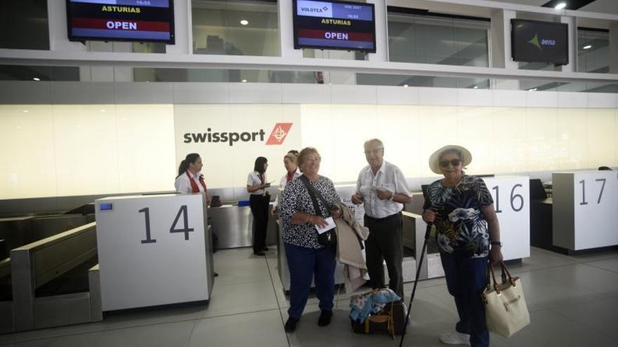 El aeropuerto de Corvera no levanta cabeza: San Javier registraba el doble de viajeros