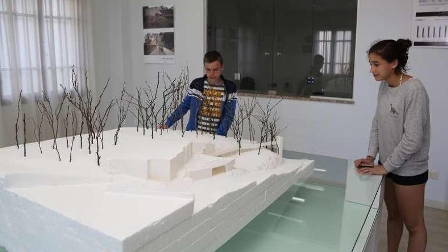 Maqueta del futuro auditorio propuesto para Monte da Vila. // Muñiz