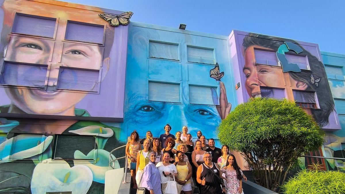 Último encuentro de la Mesa Intercultural, organizada por el Ayuntamiento de Adeje.