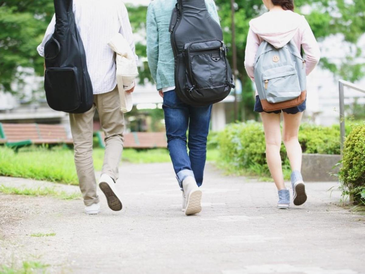 Los jóvenes son el colectivo entre el que más crece la experiencia de vida unipersonal.
