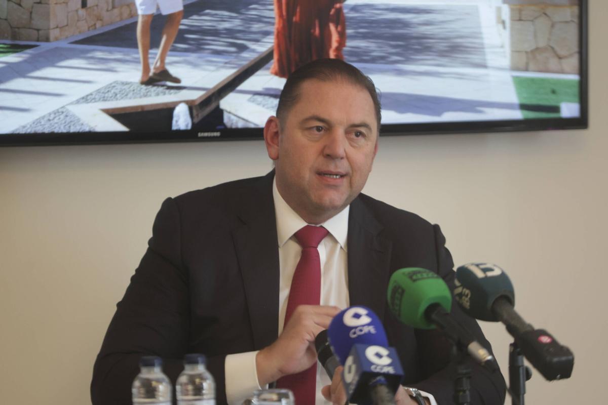 Toni Mir, CEO de Cap Vermell Group, durante el encuentro con periodistas.