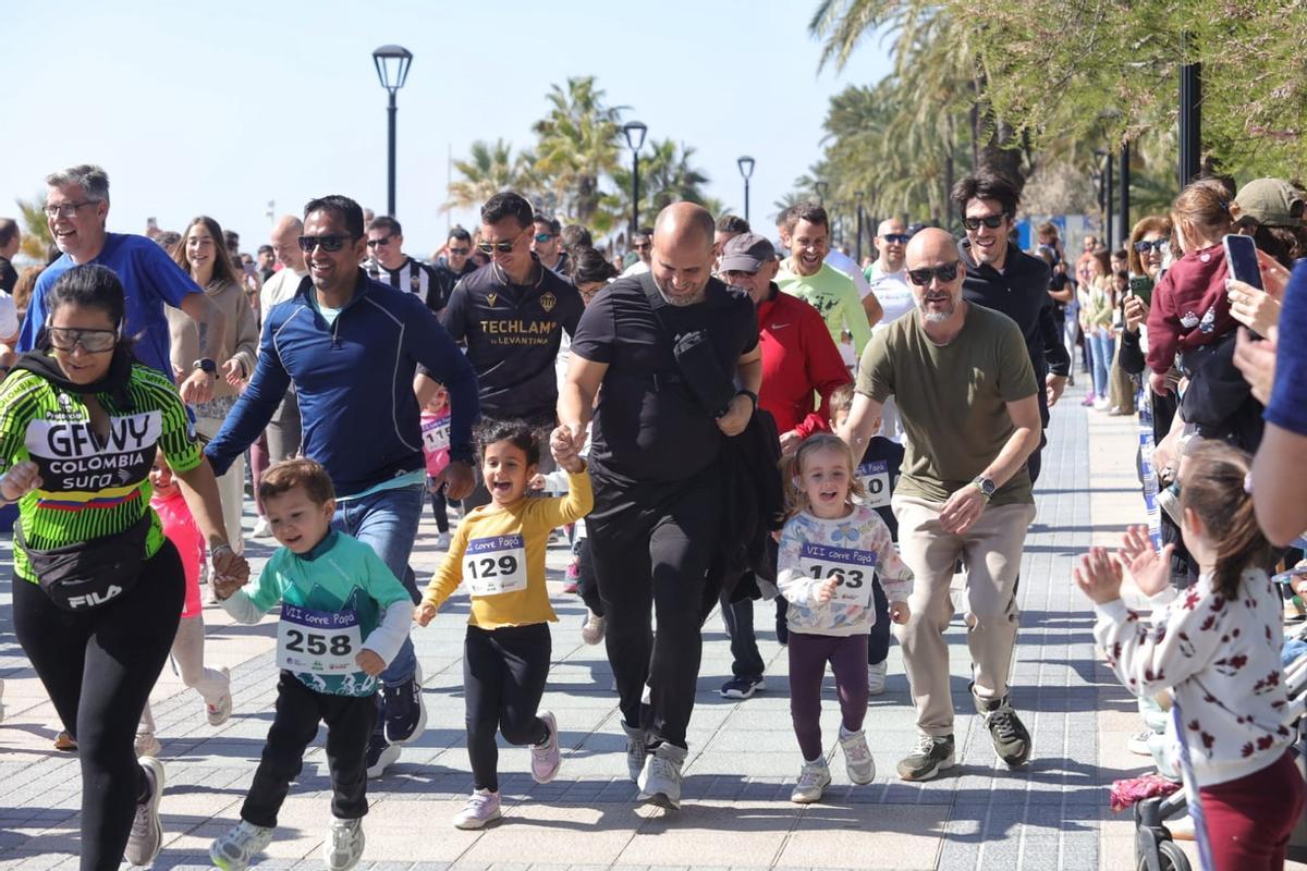 GALERÍA I Las mejores imágenes de la Corre Papá de Benicàssim