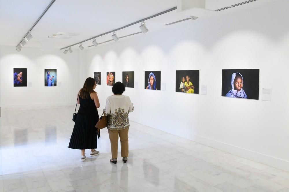 Casa África inaugura dos exposiciones fotográficas simultáneas sobre infancia y juventud