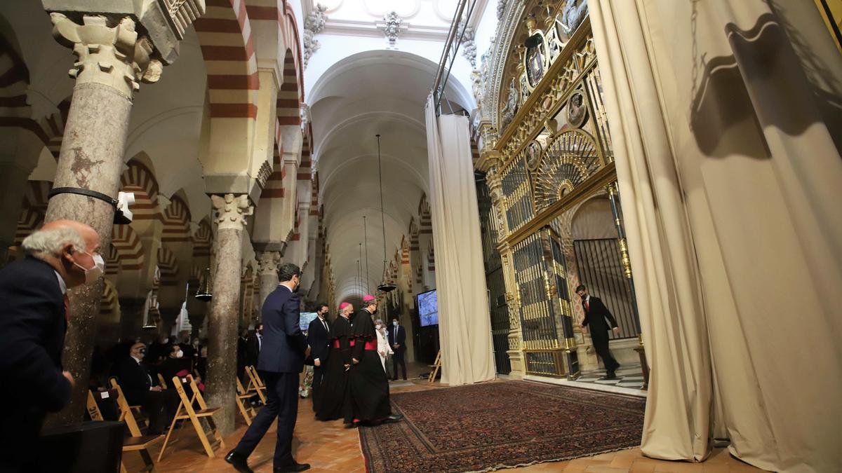 Vista institucional a la Capilla del Espíritu Santo y el renovado Palacio Episcopal