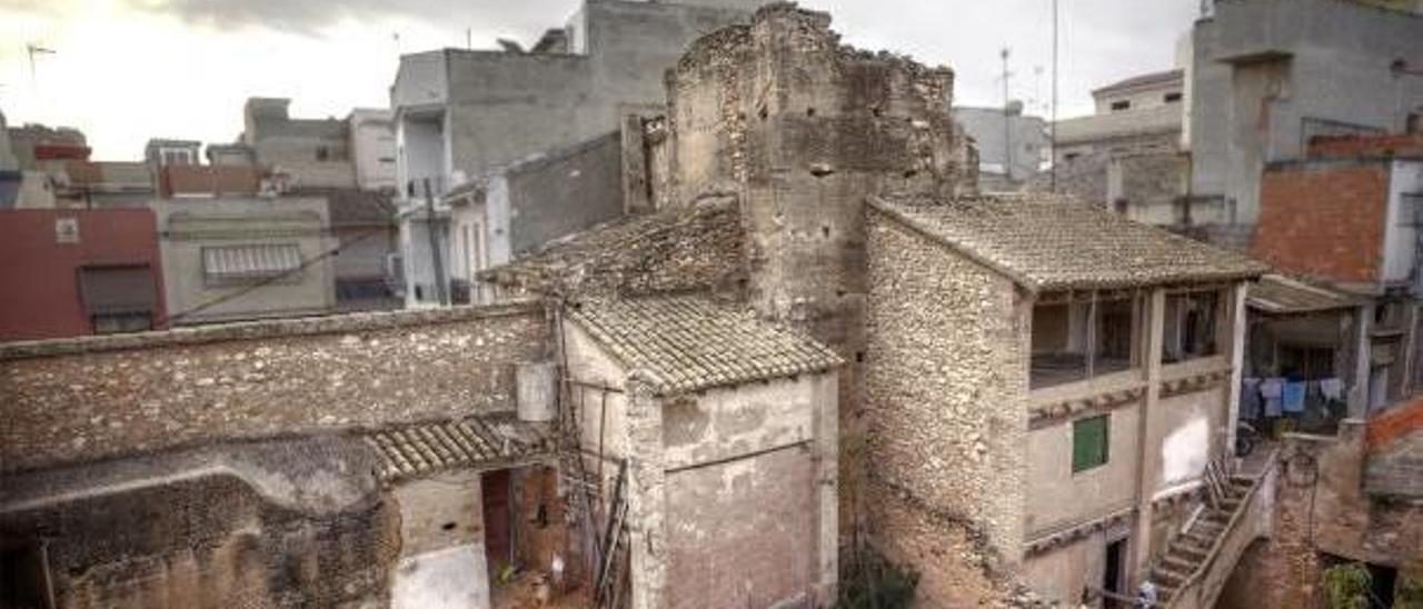 Estat actual de la torre àrab de Riba-roja del segle XI.