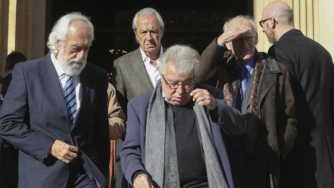 Josep María Minguella también acudió a dar el último adiós al expresident Núñez