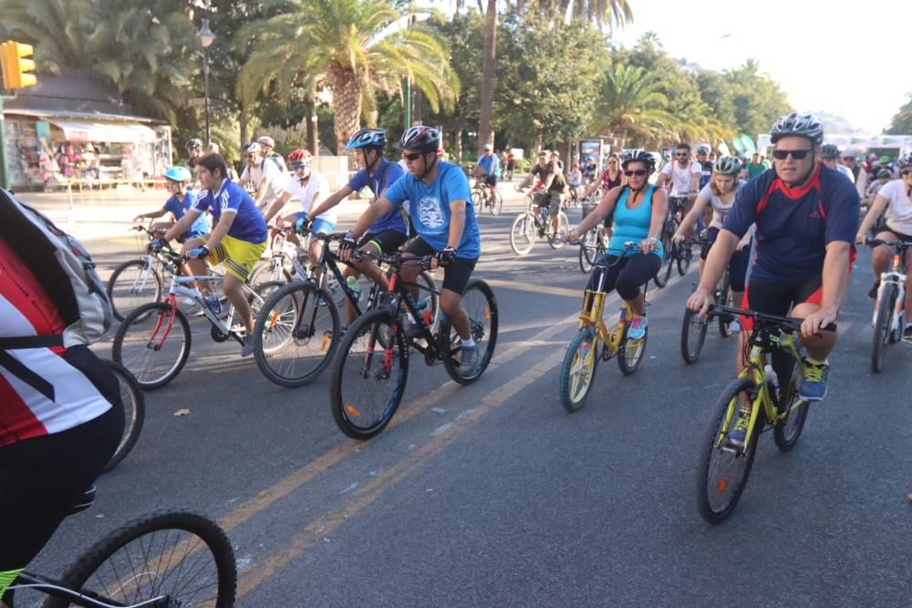 Málaga celebra el Día de la bici