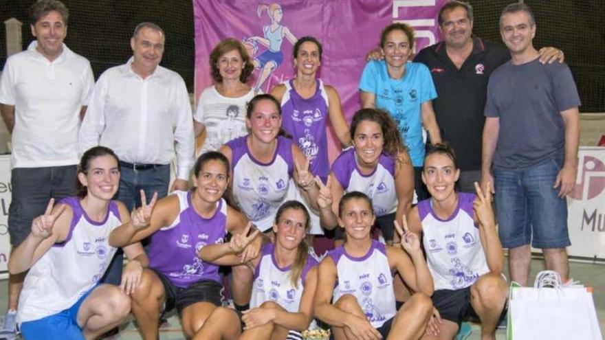 Las campeonas del pasado 2016.