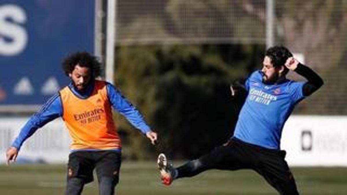 Florentino busca otro Carvajal y otro Marcelo para el Madrid