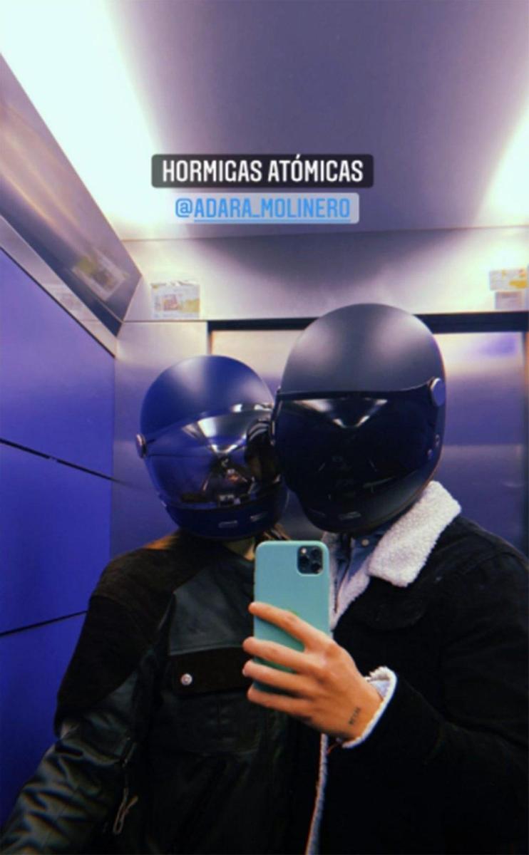 El típico selfie de ascensor