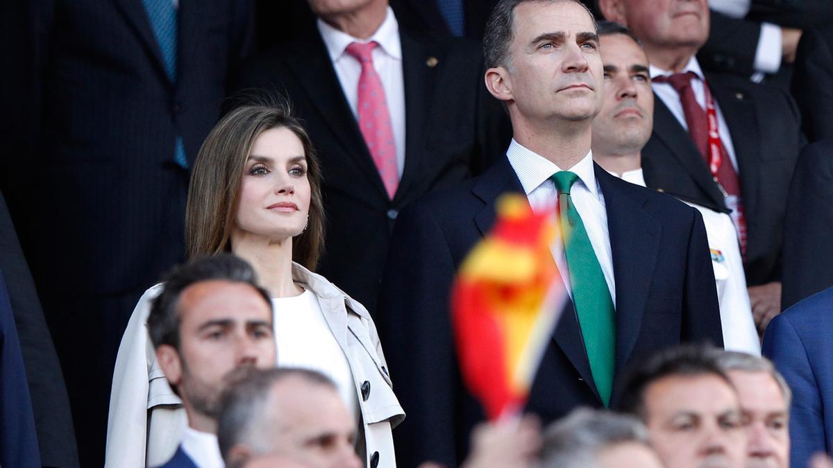 Letizia Ortiz y Felipe VI durante la final de la Copa del Rey