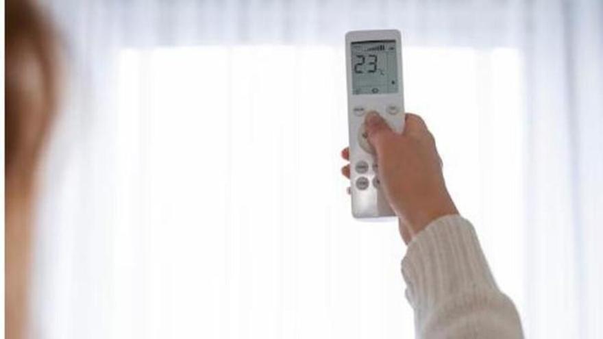 Apagar i encendre l’aire condicionat et pot sortir més car: l’error que dispara la factura