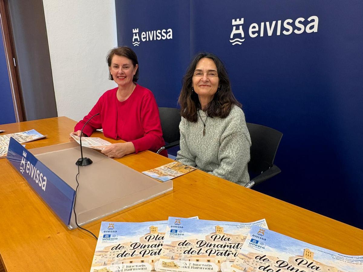 Carmen Dominguez y Angeles Martín en la presentación del programa.