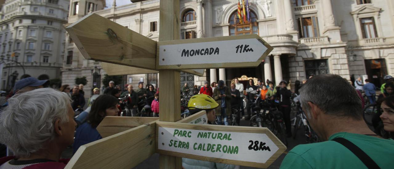 Movilidad planifica seis itinerarios para fomentar  la bici de l&#039;Horta a València