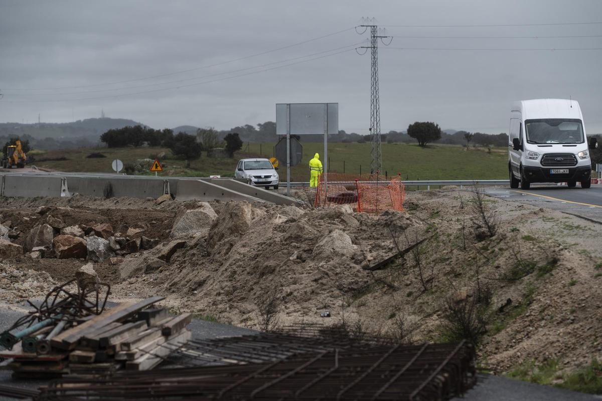 Galería | Así avanzan las obras de la variante de Malpartida de Cáceres
