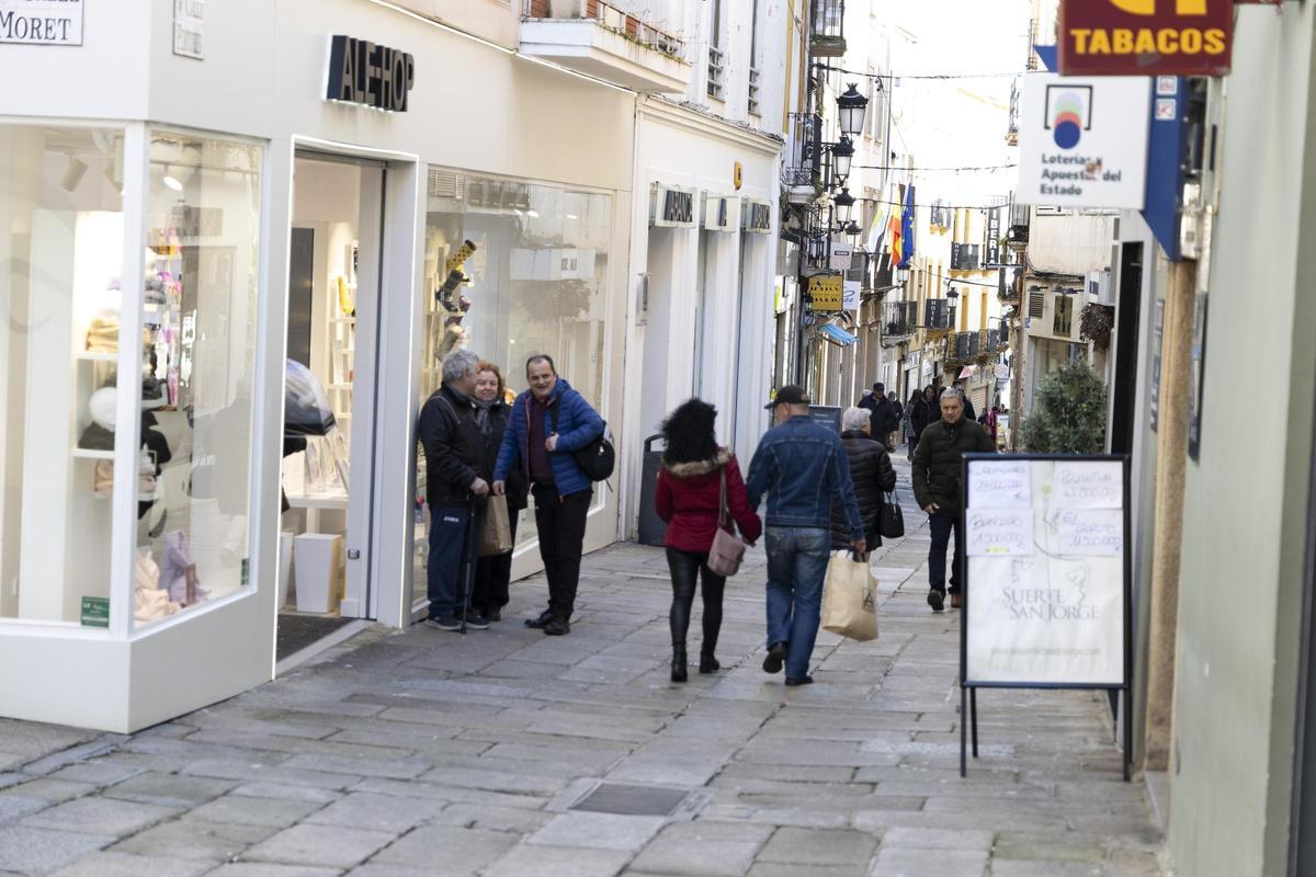 Así se encuentra la calle Pintores actualmente