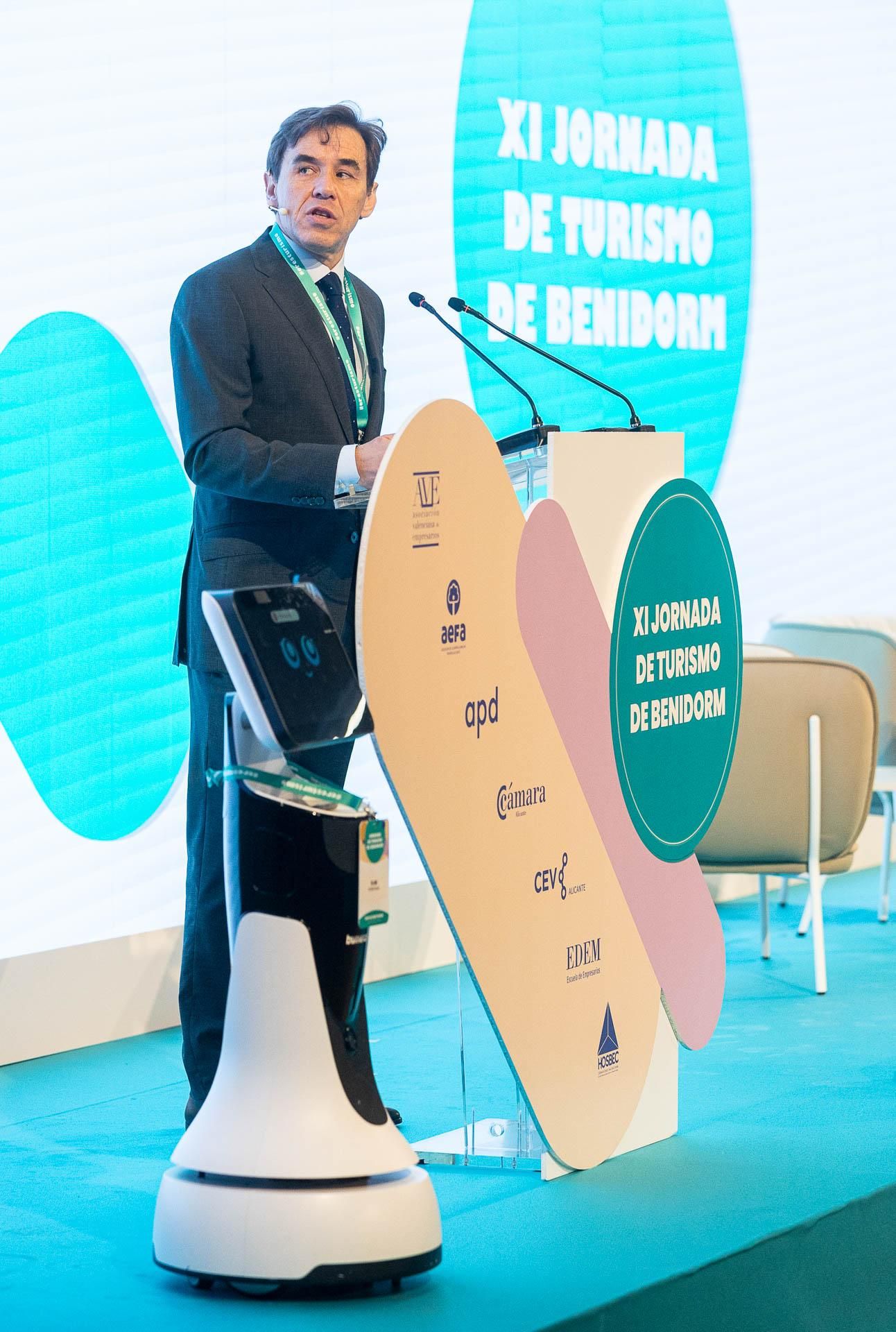 Los empresario cierran filas en defensa del turismo en las jornadas celebradas en Benidorm