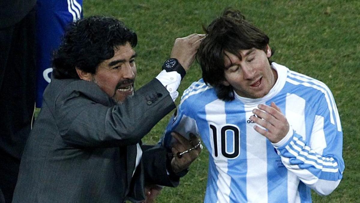 Diego Maradona y Leo Messi, en el Mundial de Sudáfrica 2010