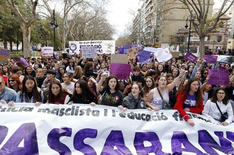 Manifestación de los estudiantes en Valencia contra el pin parental