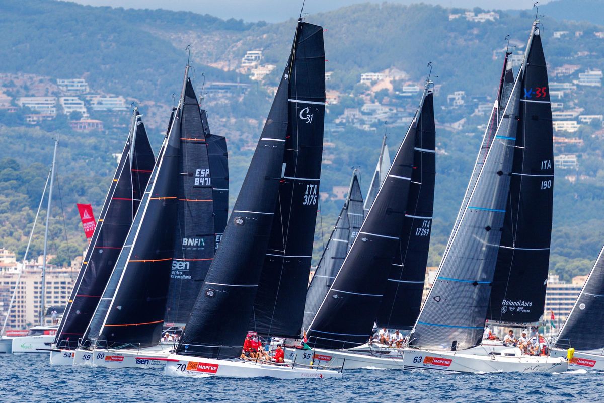 30 Julio 2025 - 43 Copa del Rey MAPFRE, Palma de Mallorca. Flota de Uber ORC C en la costera de este miércoles
