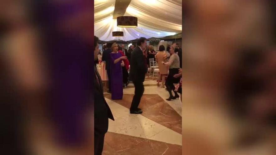 La &#039;gran noche&#039; de Rajoy en la boda en Murcia