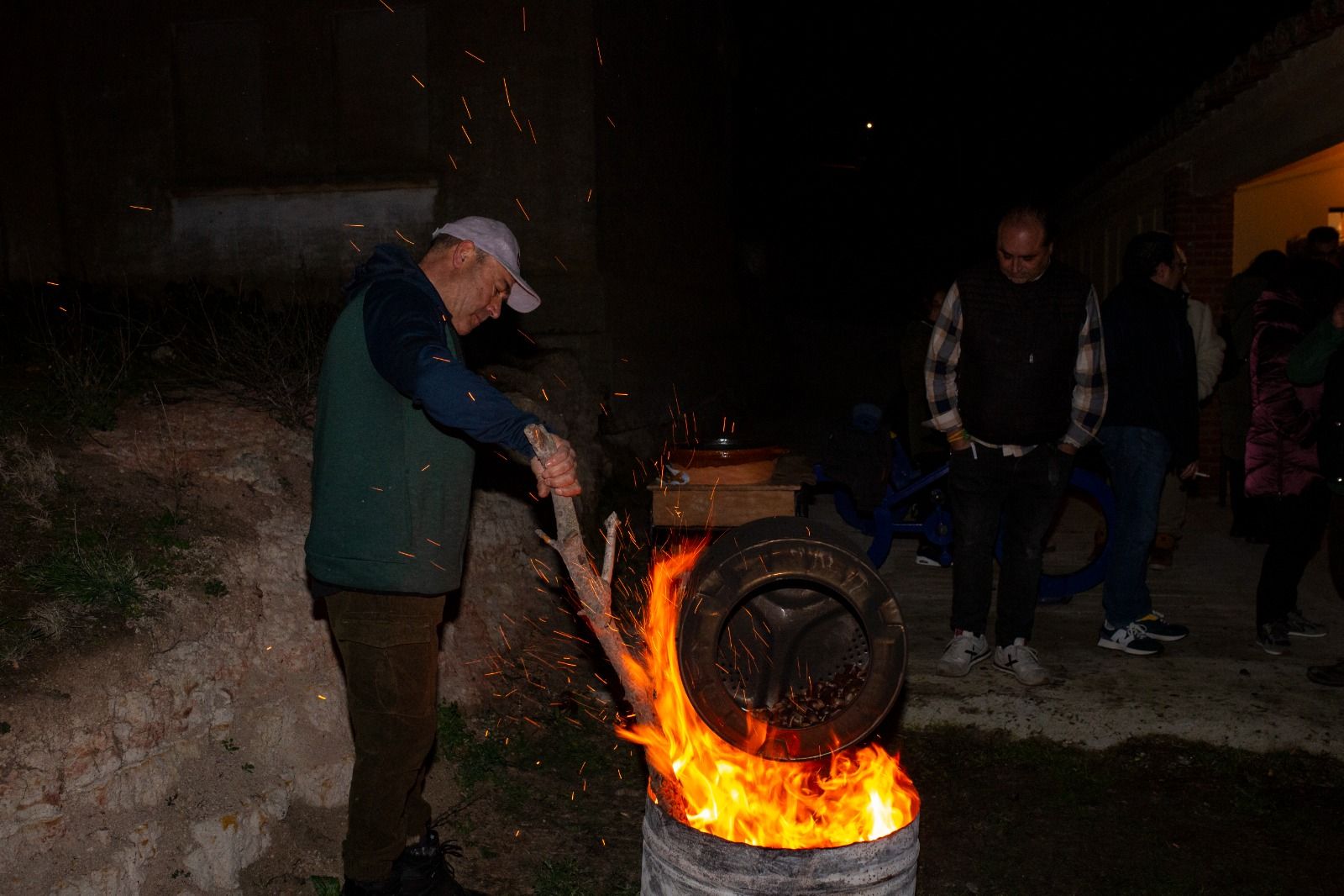 GALERÍA | Tardobispo revive el tradicional Magosto