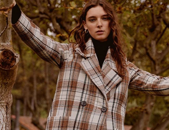 Colección con estampado de cuadros de Mango