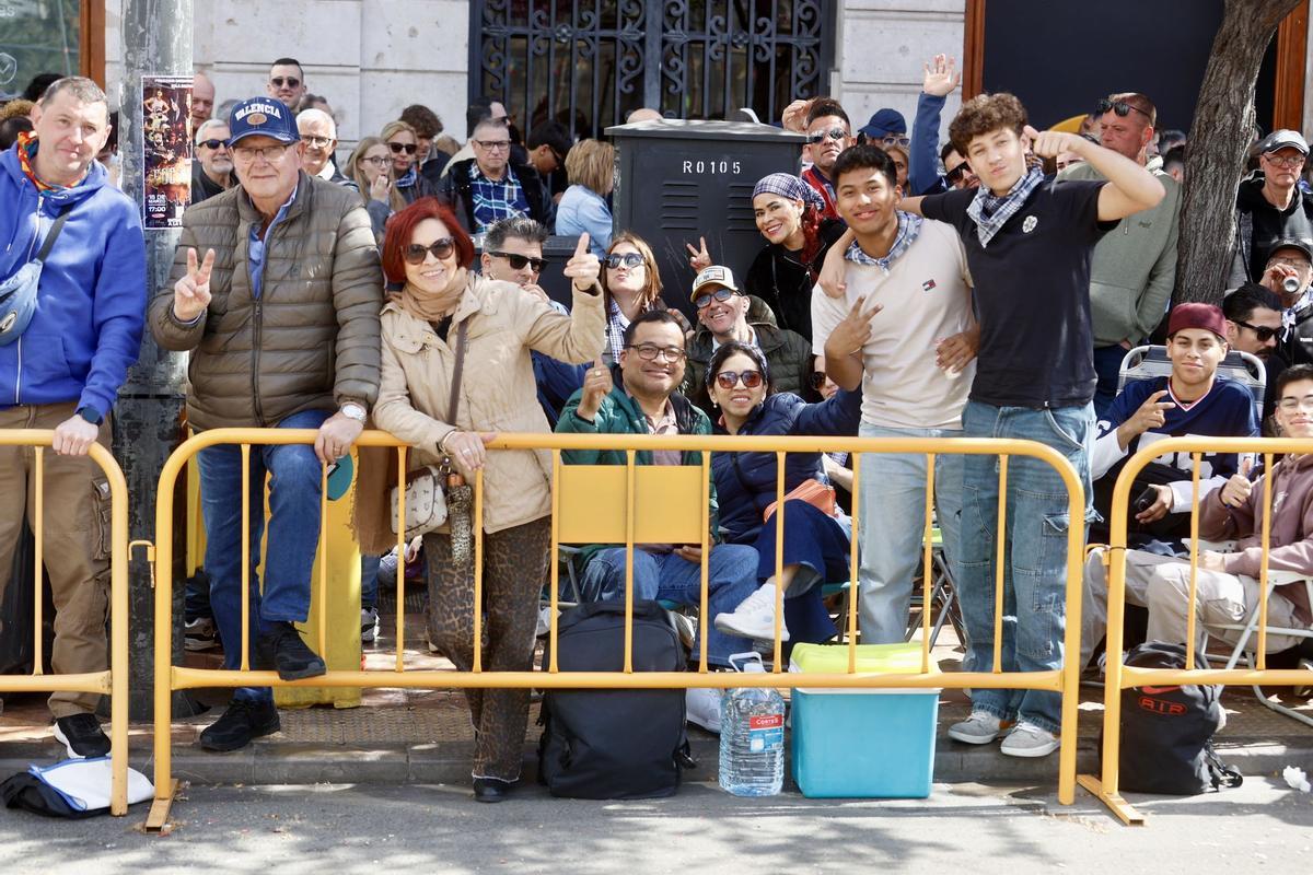 Búscate en la mascletà de hoy, 19 de marzo