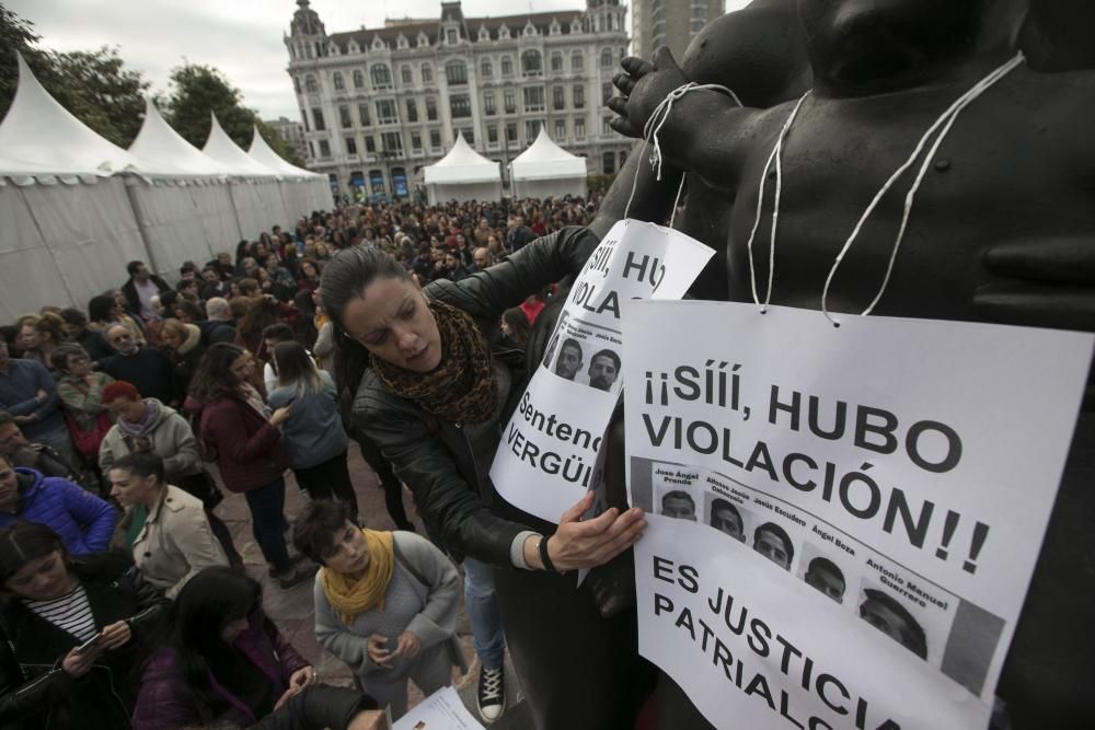 Concentración contra la sentencia a La Manada en Oviedo