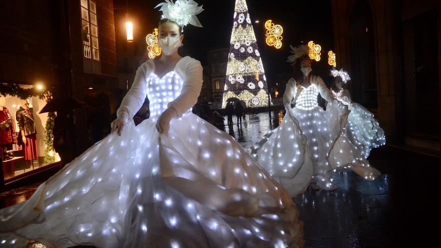Los adornos navideños llegan a los barrios de Pontevedra
