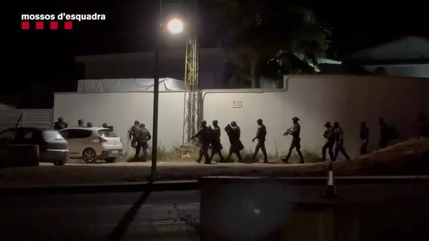 Els Mossos desmantellen un punt logístic de marihuana a Martorell